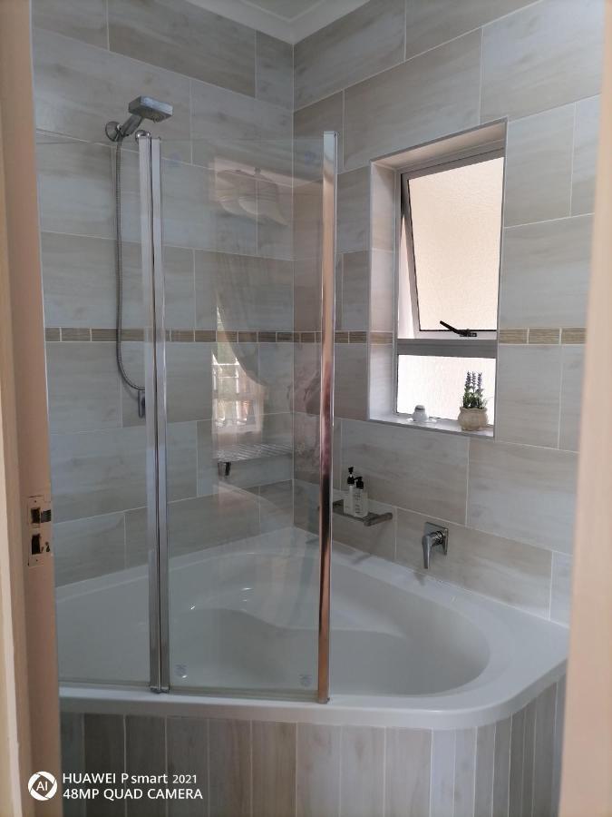 Duneside Guest House Richards Bay Bagian luar foto