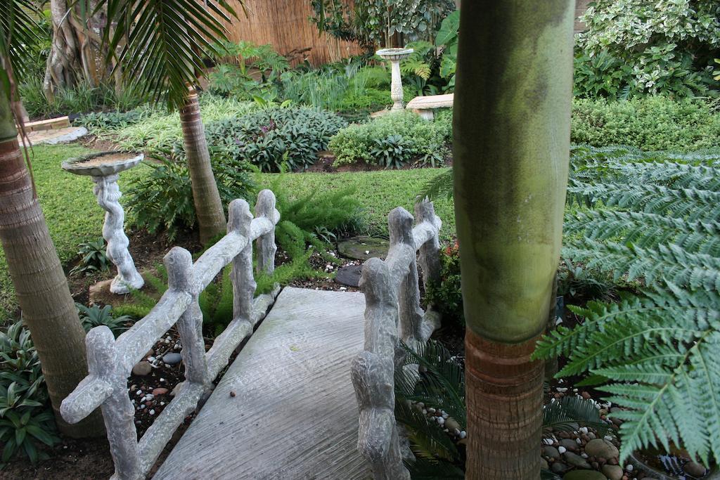 Duneside Guest House Richards Bay Bagian luar foto