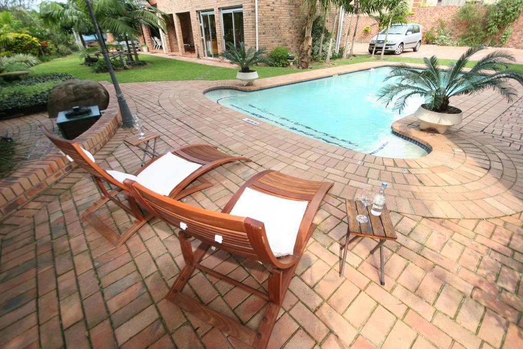Duneside Guest House Richards Bay Bagian luar foto